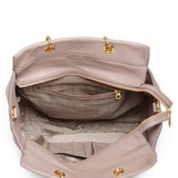 Marc by Marc Jacobs Too Hot To Handle Convertible Bentley - Picture 9 of 9